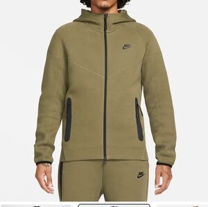Nike Sportswear Tech Fleece Windrunner Men's Olive Full-Zip Hoodie and Jogger